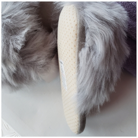 ASOS Faux Fur Slippers Gray Size 7-8 - Picture 2 of 6
